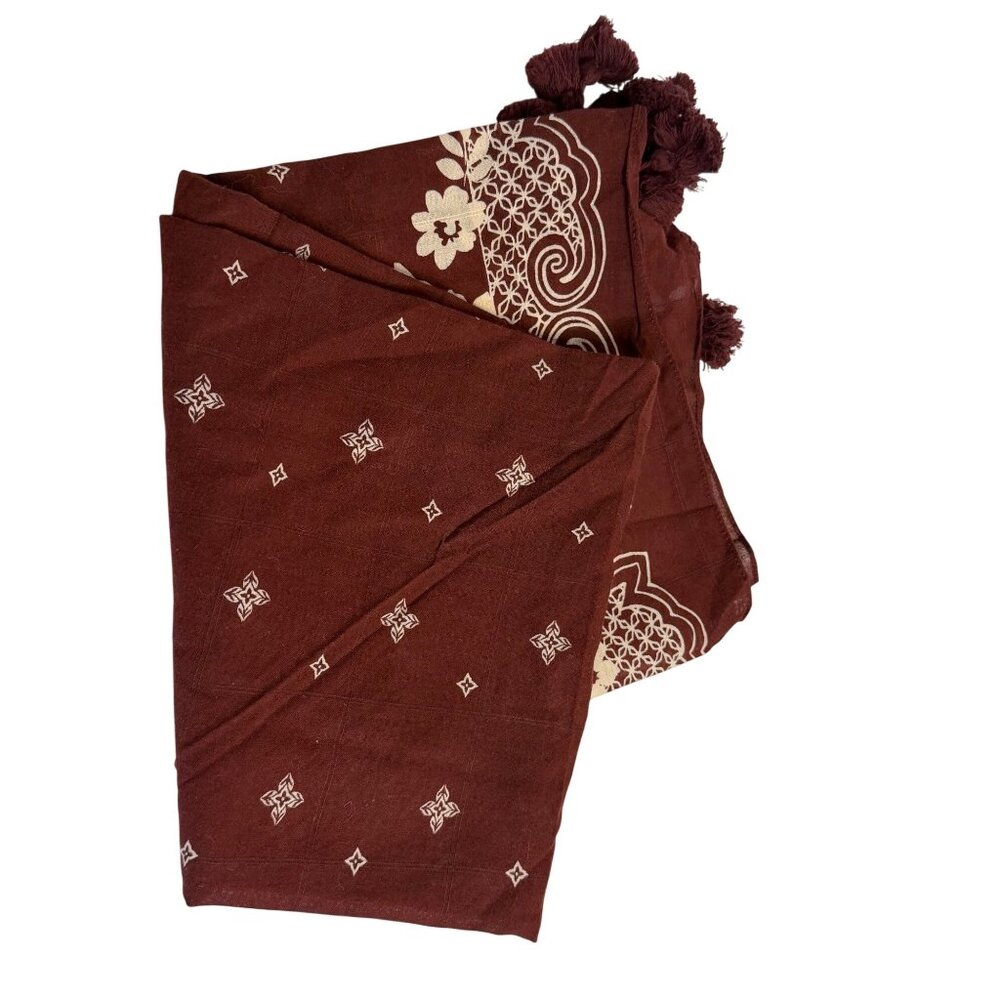 VTG Hollister Cali. Women's‎ Burgundy Floral Tassel Cotton Scarf Western Ornate